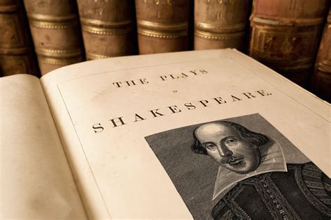 How Many Books Did Shakespeare Write? A Delve into His Literary Legacy